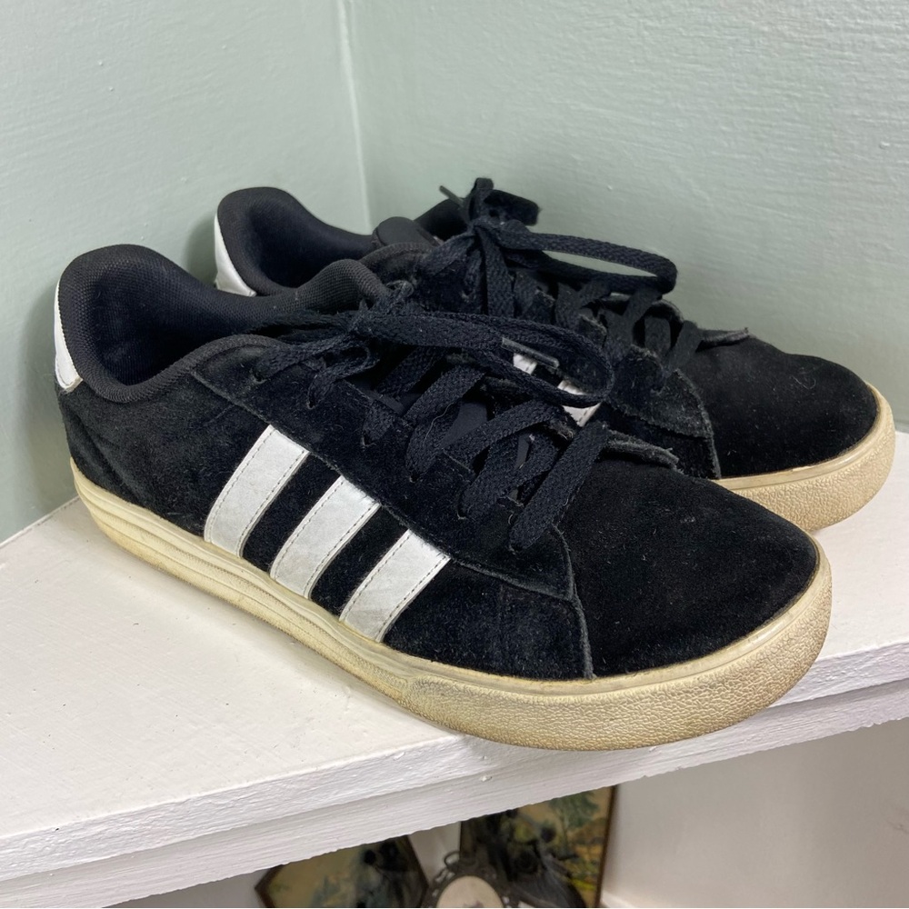 Adidas Daily 2.0 Classic Suede Leather Black White Stripes Shoes Sneakers unisex
